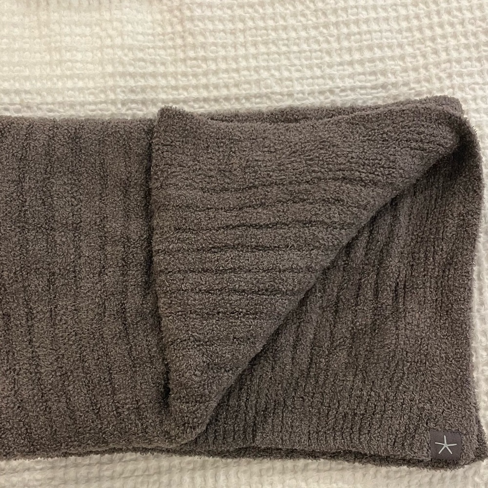 Barefoot Dreams Scarf Like New